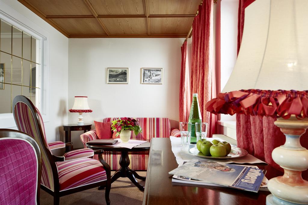 Hotel Hirlanda Zürs Eksteriør bilde